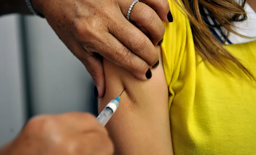 SALVADOR: População tem ‘Dia D’ de vacinação contra febre amarela neste sábado