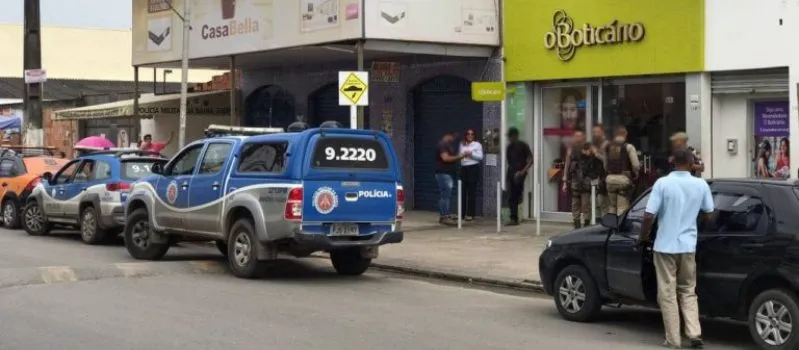 CRIME: Gerente de loja é sequestrada em estacionamento no centro de Simões Filho
