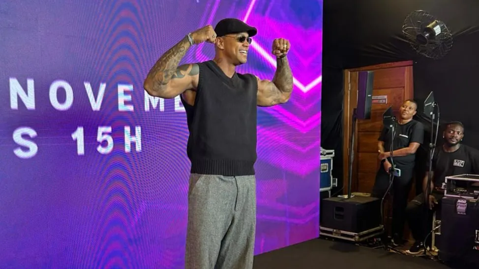 Leo Santana celebra 20 anos de carreira: 'Sonho de um moleque da comunidade’'