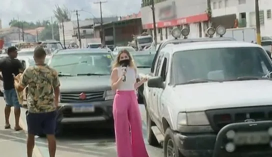Bafafá na fila do ferry: demora, fura fila e até assalto; veja vídeo