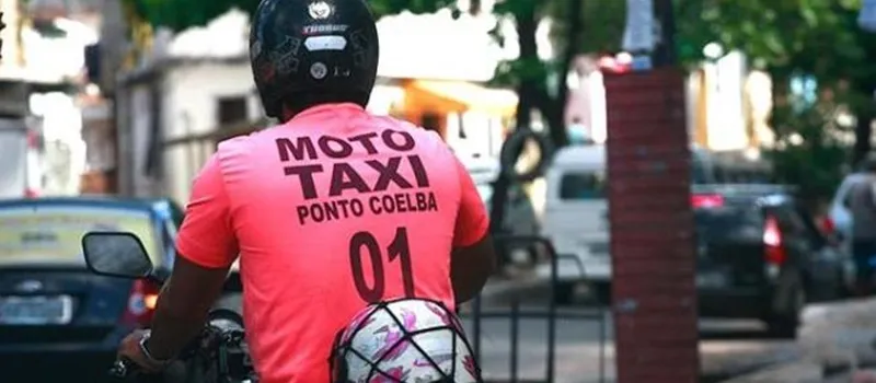 NOVELA: Lei que regulamenta mototáxis em Salvador é suspensa pelo MP da Bahia