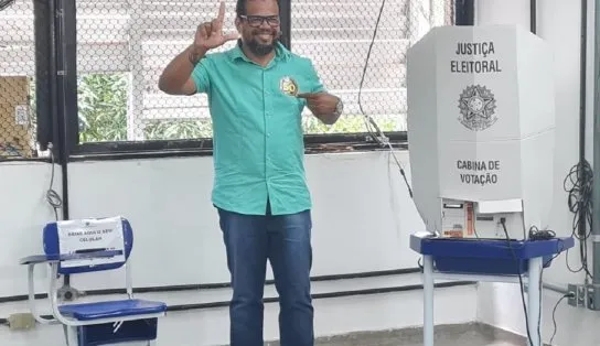 Após votar no bairro de Ondina, Kleber Rosa revelou estar feliz; "sensação de dever cumprido"