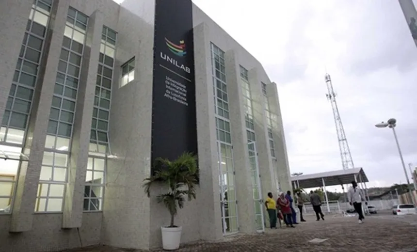 Governo suspende vestibular dedicado à trans em universidade federal do Nordeste