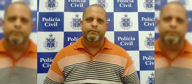 FALSÁRIO: Motorista é preso vendendo carteiras falsas da Polícia Civil em Salvador