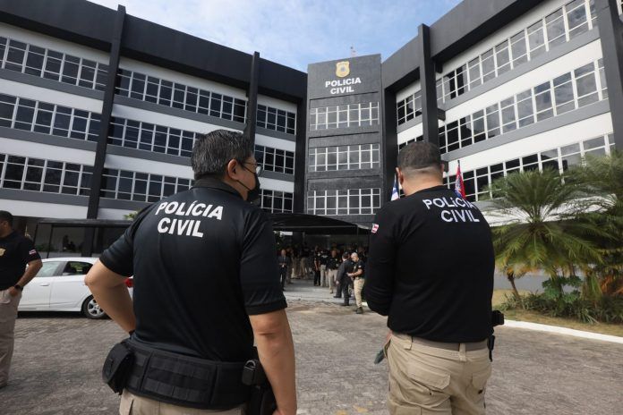 Um dos amigos de Jean foi encaminhado para o Departamento de Homicídios e Proteção à Pessoa (DHPP). | Foto: Rafael Martins/GovBA