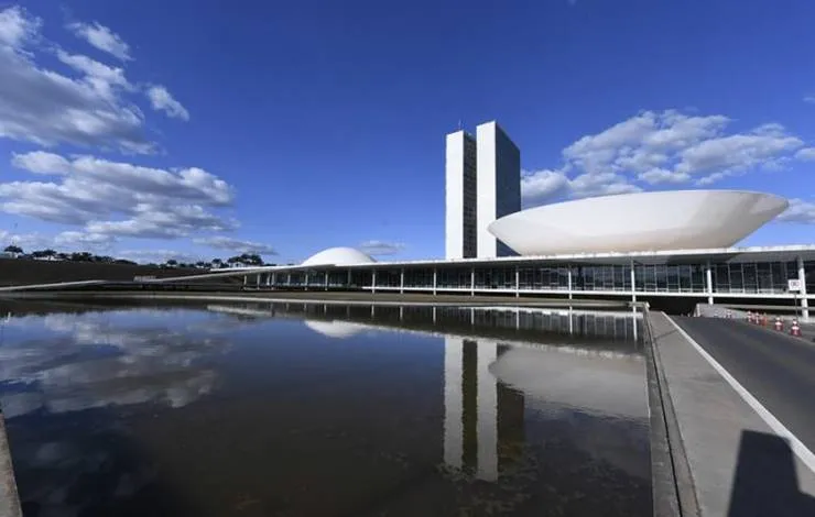 Senado debate resolução que restringe aborto em casos de estupro