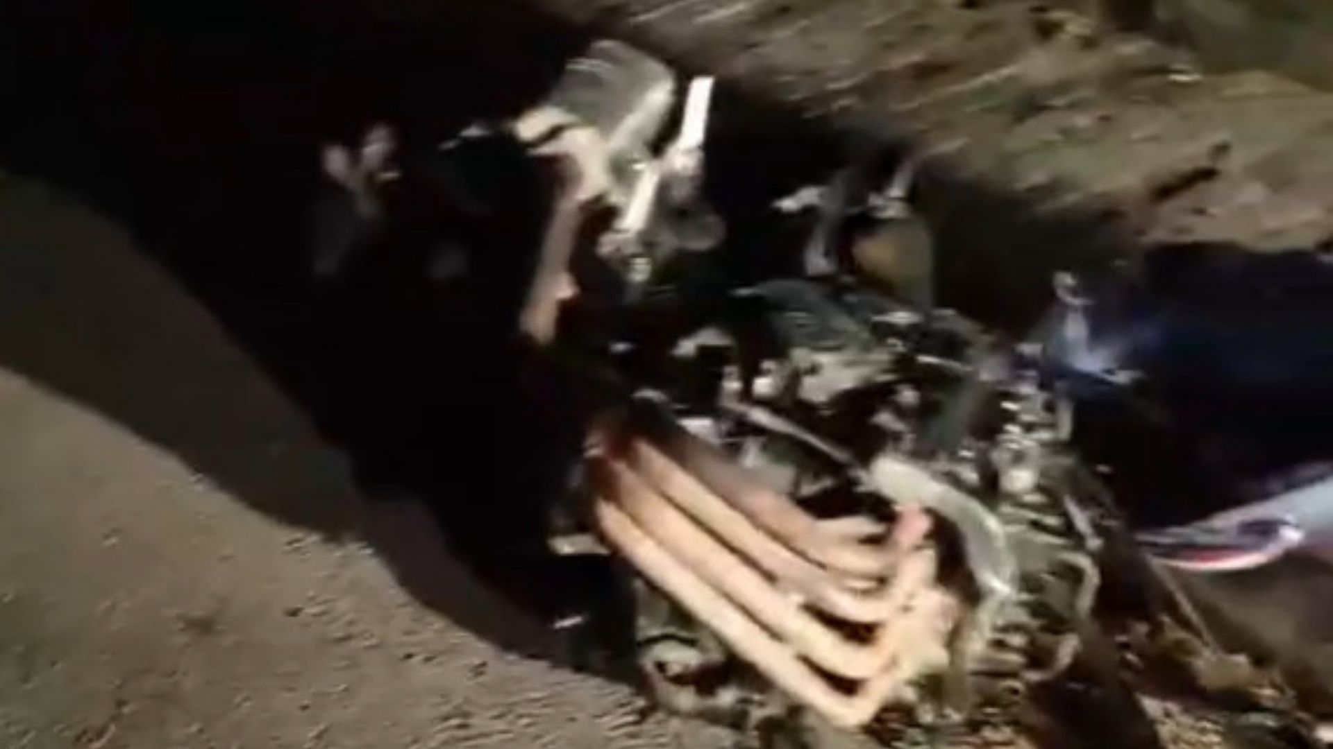 Motociclista de 26 anos morre ap&oacute;s colidir na traseira de carreta