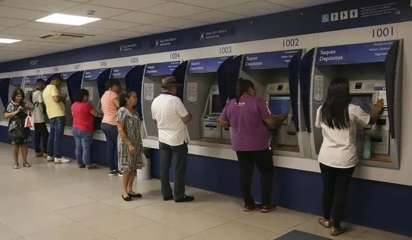 Caixa paga hoje valor complementar do saque imediato do FGTS