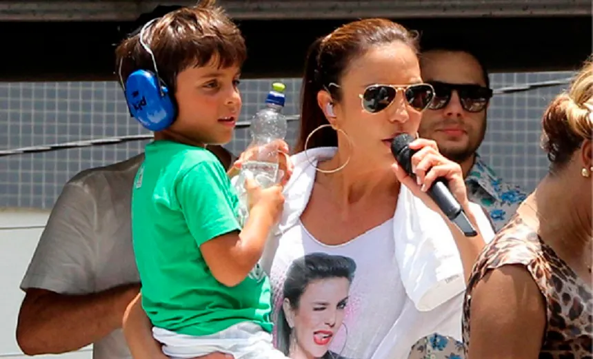 BABONA: Ivete Sangalo se derrete pelo filho tocando bateria; Veja vídeo