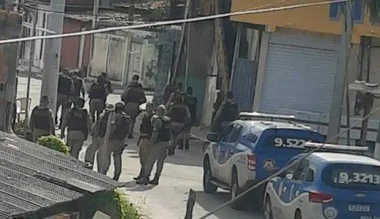 Policial militar fazia ronda em Arembepe, foi baleado e morreu ao meio-dia deste domingo