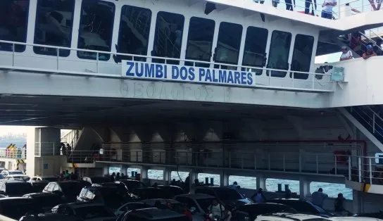 Homem passa mal e morre durante travessia do ferry boat