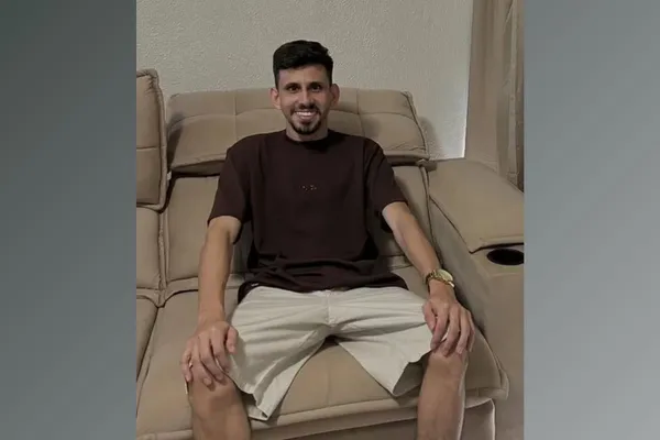 Preso Em Flagrante Suspeito De Matar Professora a Facadas Em Sala De Aula (1)