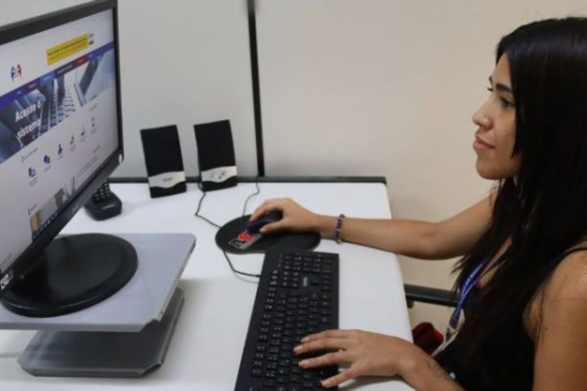 Governo Da Bahia Autoriza Concursos Com 185 Vagas Para Servidores Do Estado