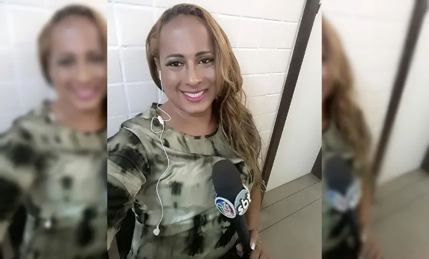 Repórter da TV Aratu, Alana Rocha é homenageada no Prêmio de Visibilidade Social