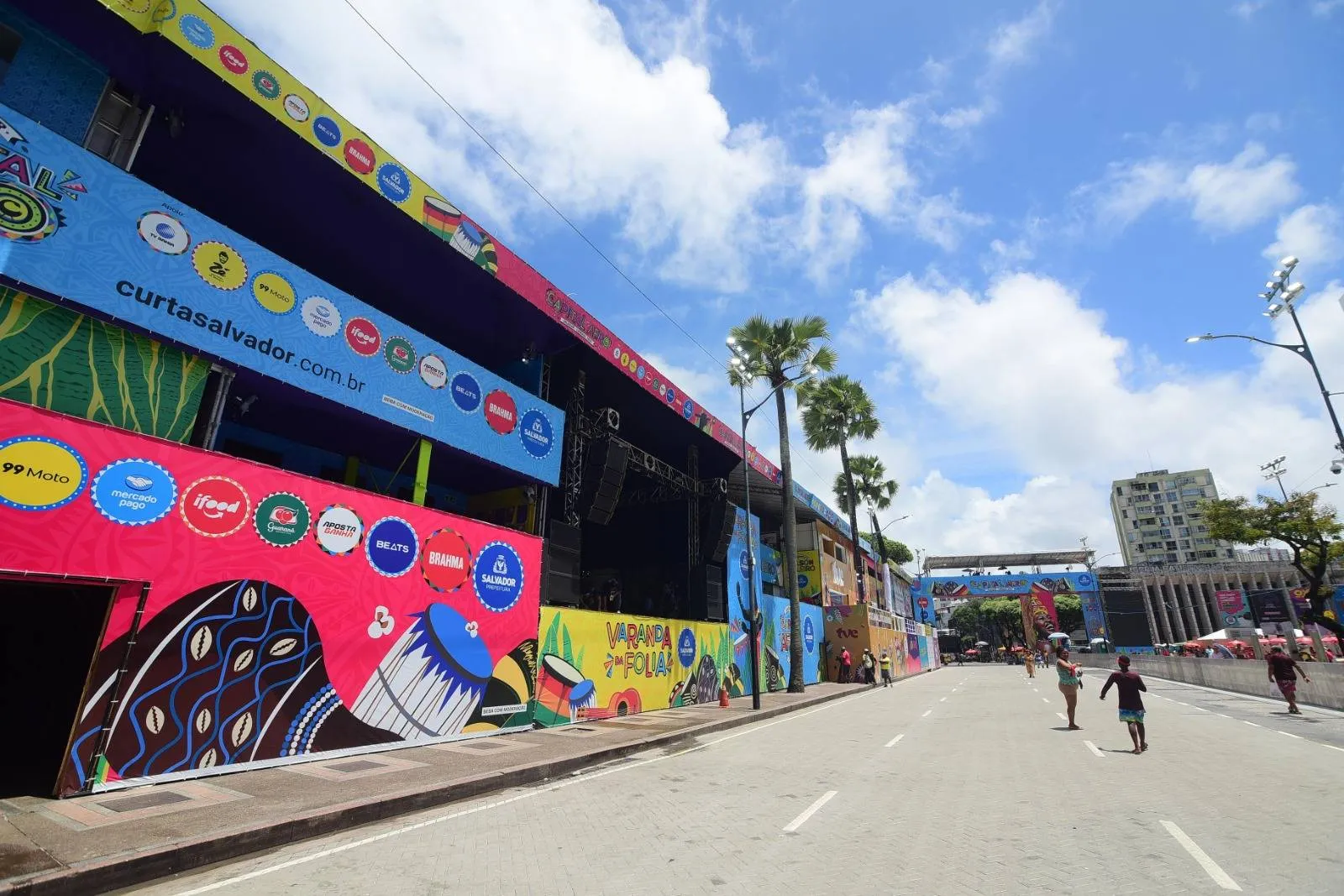 Em Salvador, camarotes da folia devem ser desmontados em até 10 dias