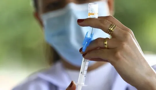Boa notícia! Pessoas com 28 anos já podem ser vacinadas contra Covid-19 neste sábado em Salvador