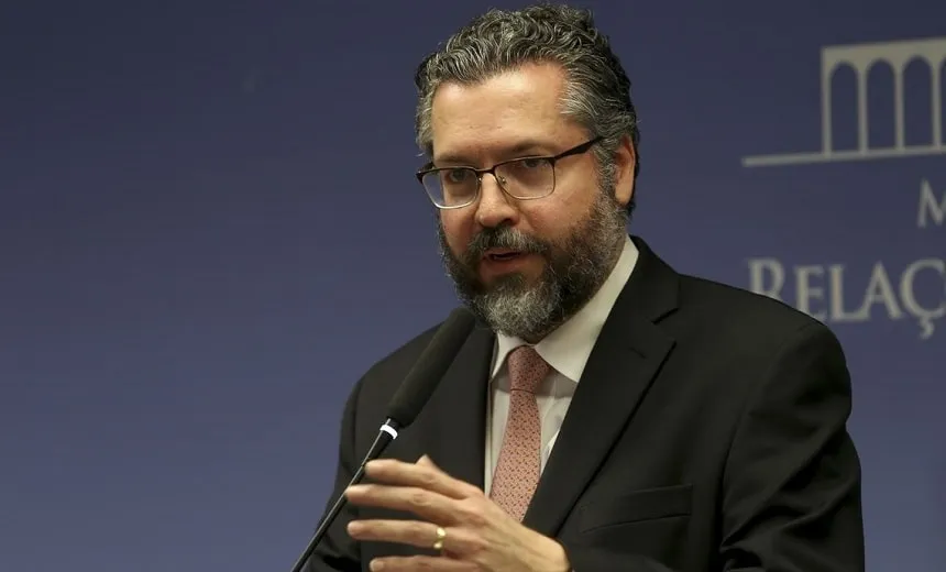 Chanceler brasileiro vai à Colômbia para apoiar ajuda humanitária à Venezuela