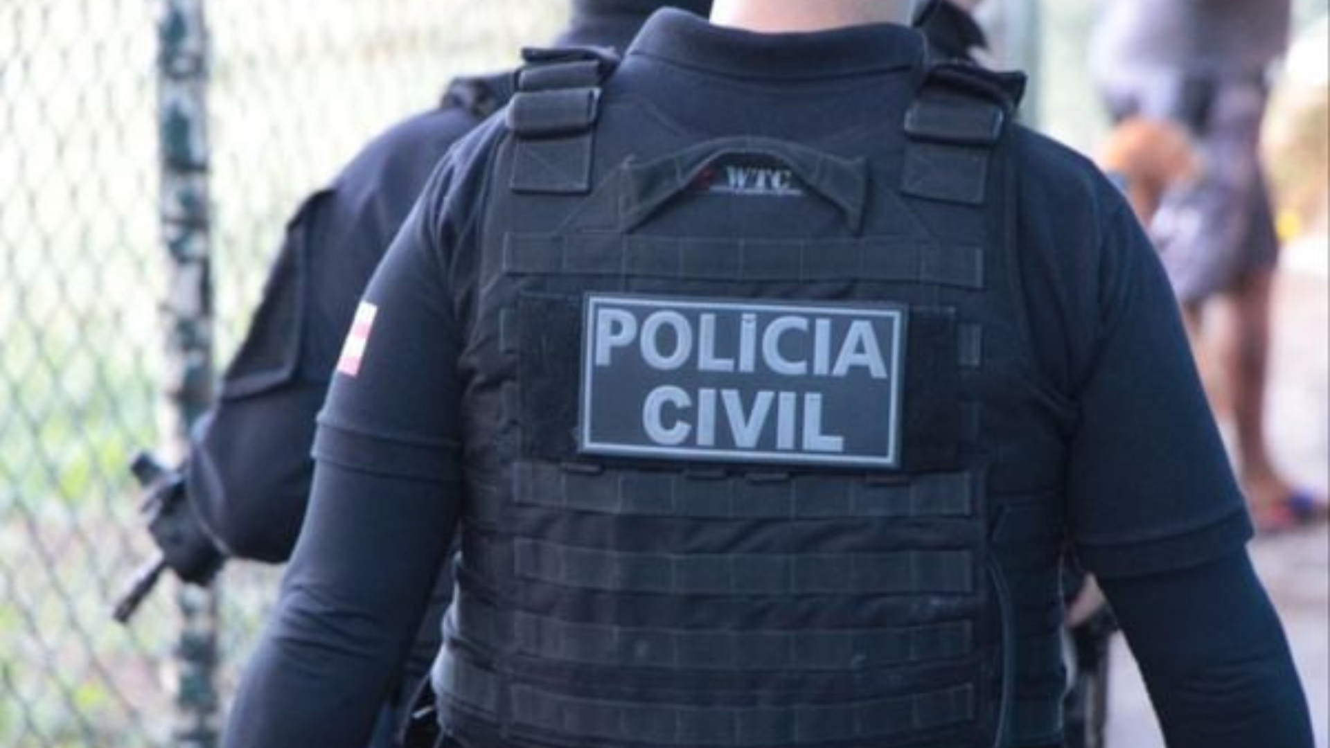 A dupla, que atuava no circuito Barra-Ondina, foi detida após investigações que revelaram o esquema de violência contra as vítimas. Foto: Divulgação| SSP BA