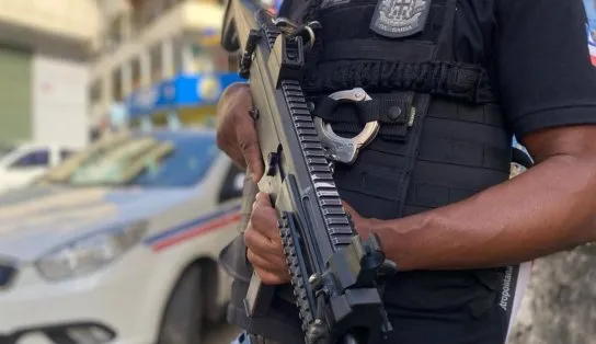 Suspeito de latrocínio e ocultação de cadáver é preso em flagrante em Salvador
