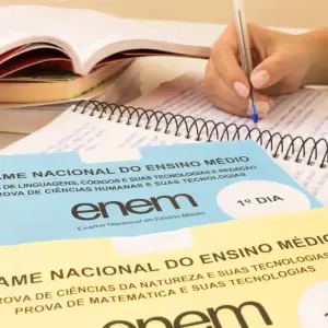Dez possíveis assuntos que poderão ser tema de redação no Enem 2025