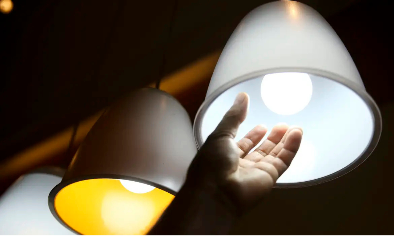 Conta de Luz. Foto: Marcello Casal Jr | Agência Brasil