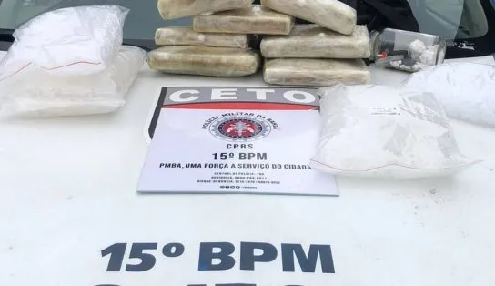 Roubou e não pôde carregar: traficantes fogem da PM e abandonam 7 kg de cocaína em Itabuna 