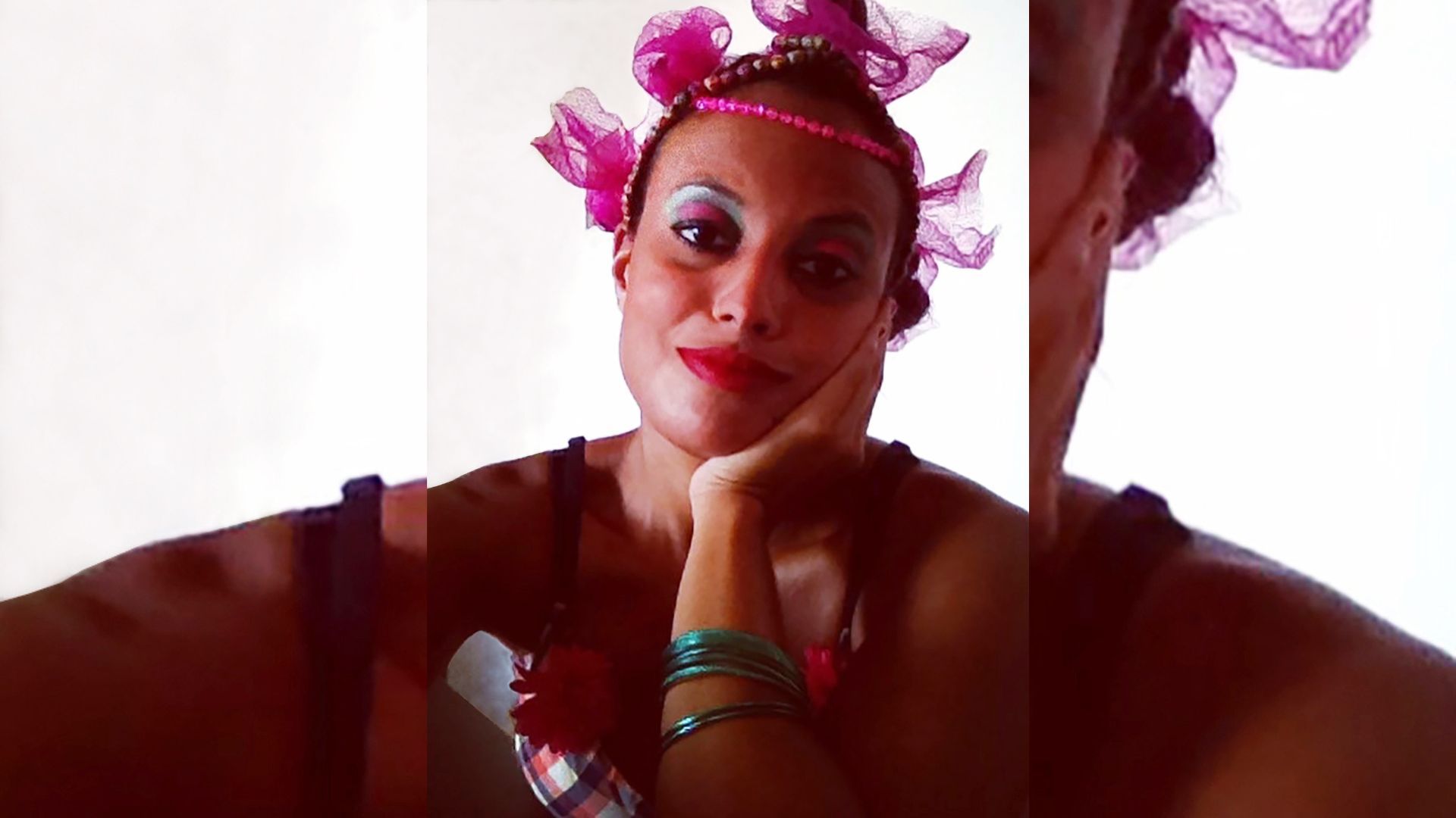 Atriz e ilustradora Rita Rocha lança livro Cor-de-Rosa Choque | Foto: Maria Helena