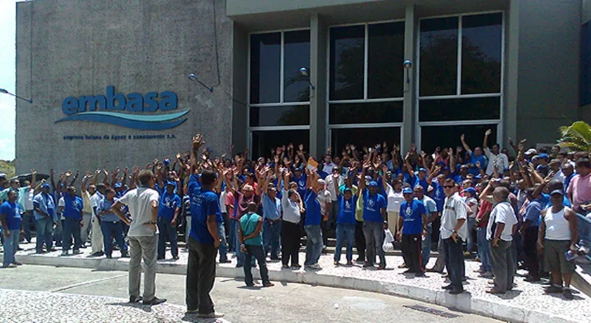 Embasa faz proposta e trabalhadores aprovam fim da greve