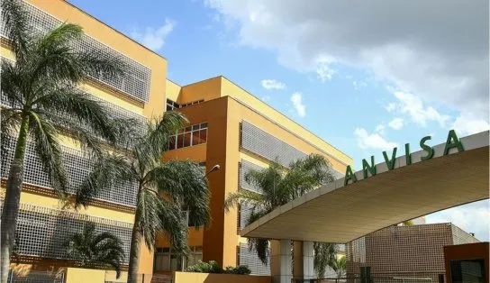 Anvisa aprova uso de coquetel de medicamentos contra Covid-19