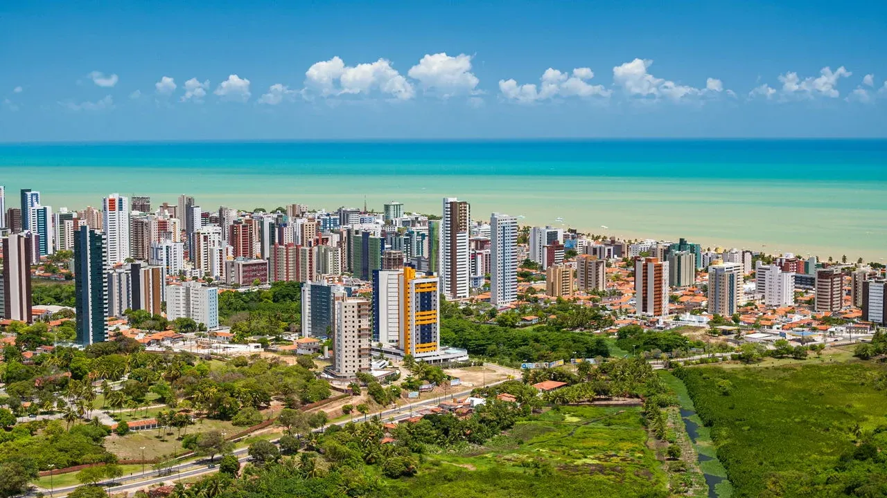 João Pessoa Ganha Destaque Por Unir Mar, Tranquilidade E Qualidade De Vida Créditos Depositphotos.com Contato@caciomurilo.com.br