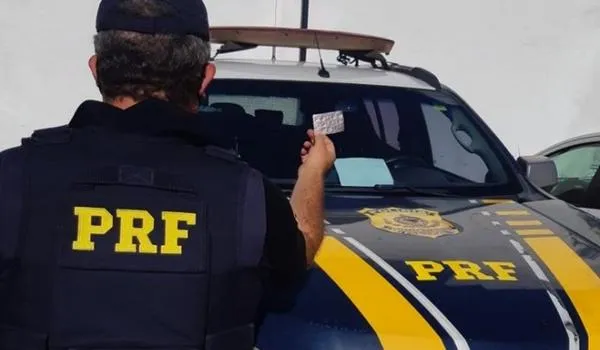 Motociclista é preso pela PRF conduzindo veículo sob efeito de anfetamina na BR-116