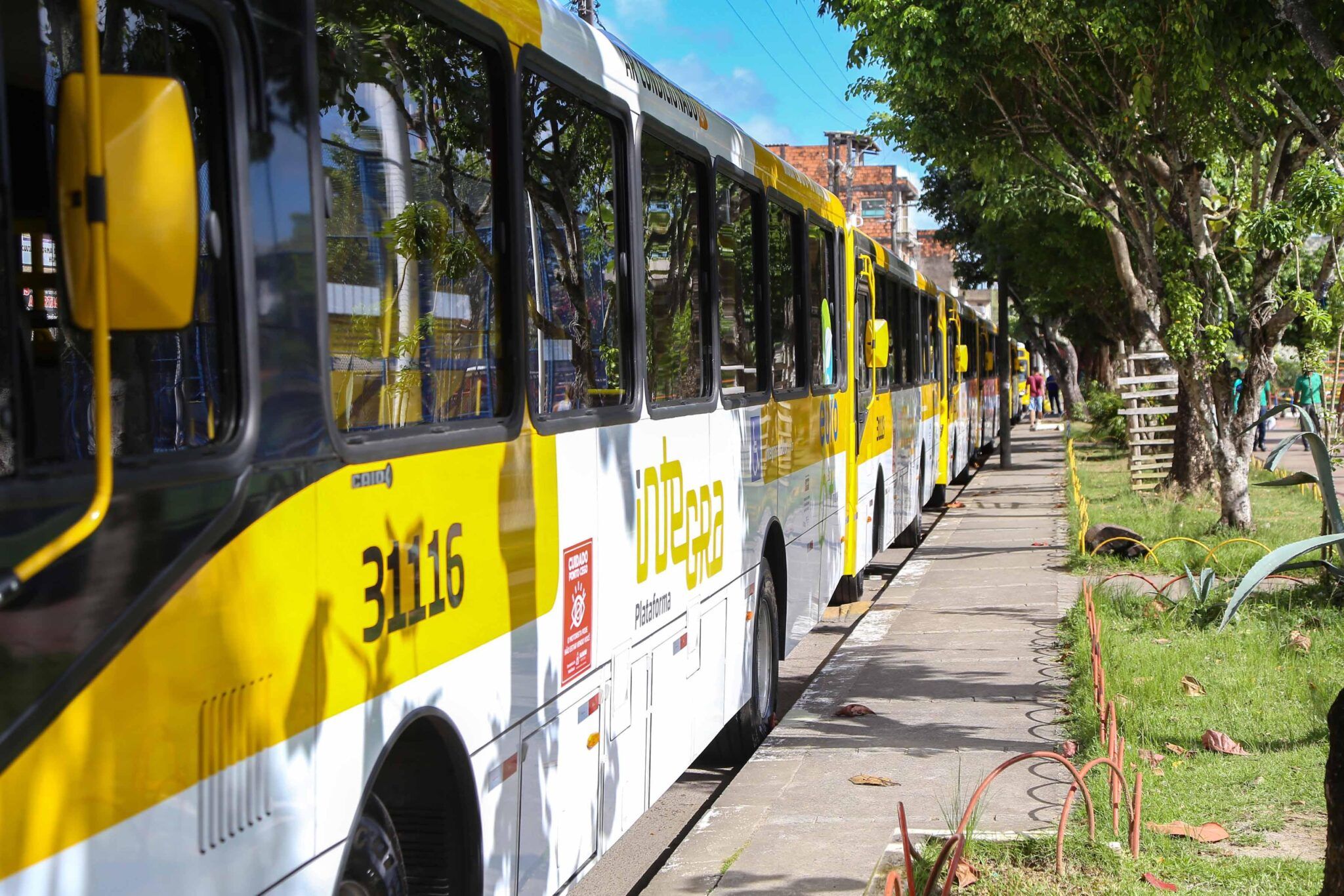 Nova linha de &ocirc;nibus na Vila Can&aacute;ria. Foto: Bruno Concha Secom Pms