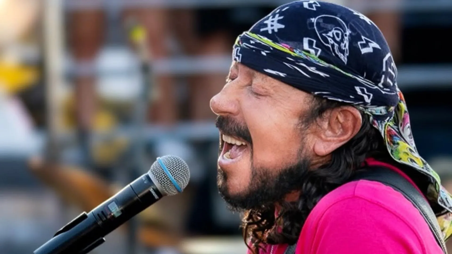 Bell Marques comanda o Bloco Camaleão