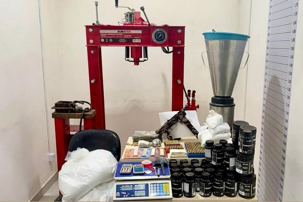 PM desativa laborat&oacute;rio de drogas em Vit&oacute;ria da Conquista. Foto: PMBA