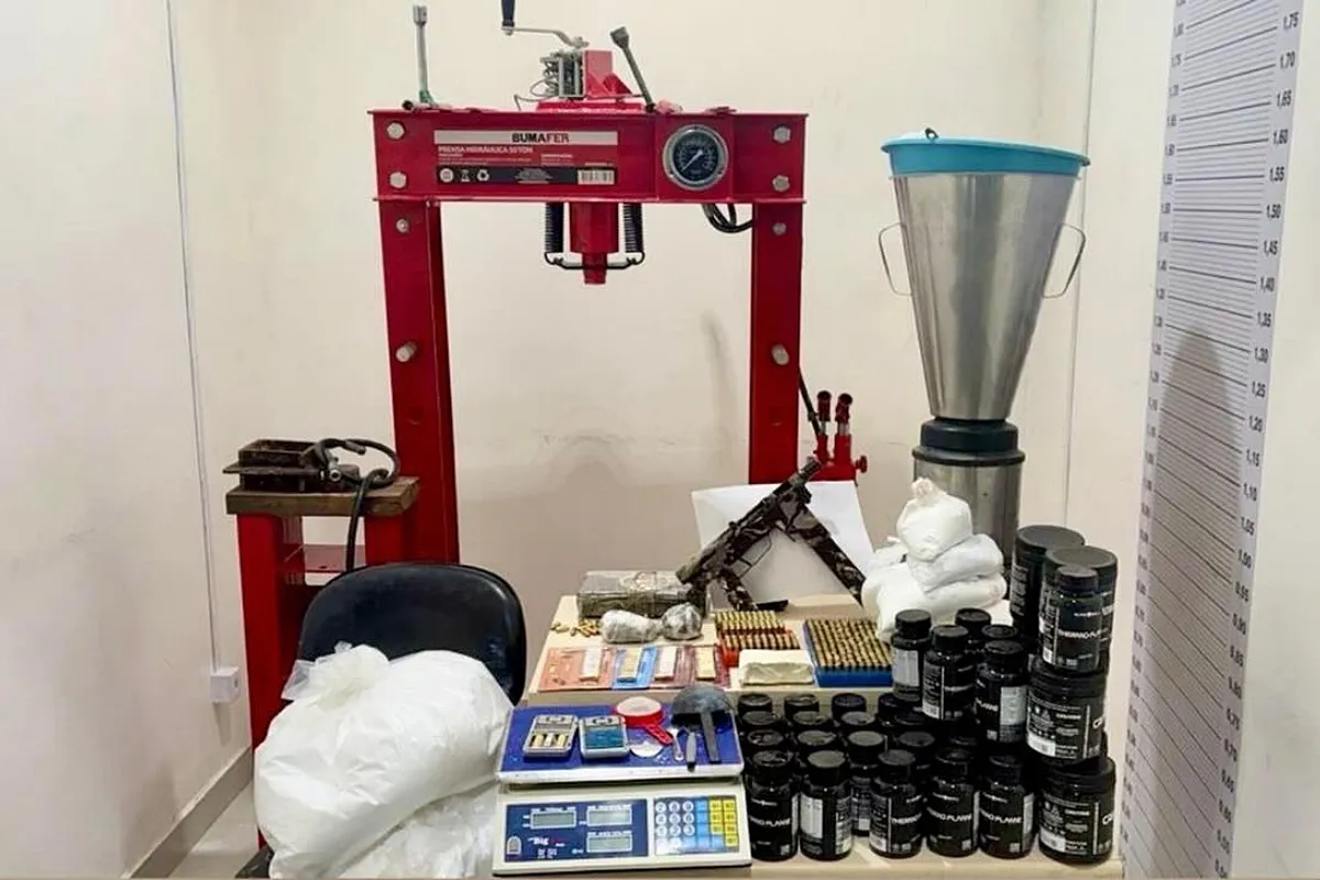 PM desativa laboratório de drogas em Vitória da Conquista