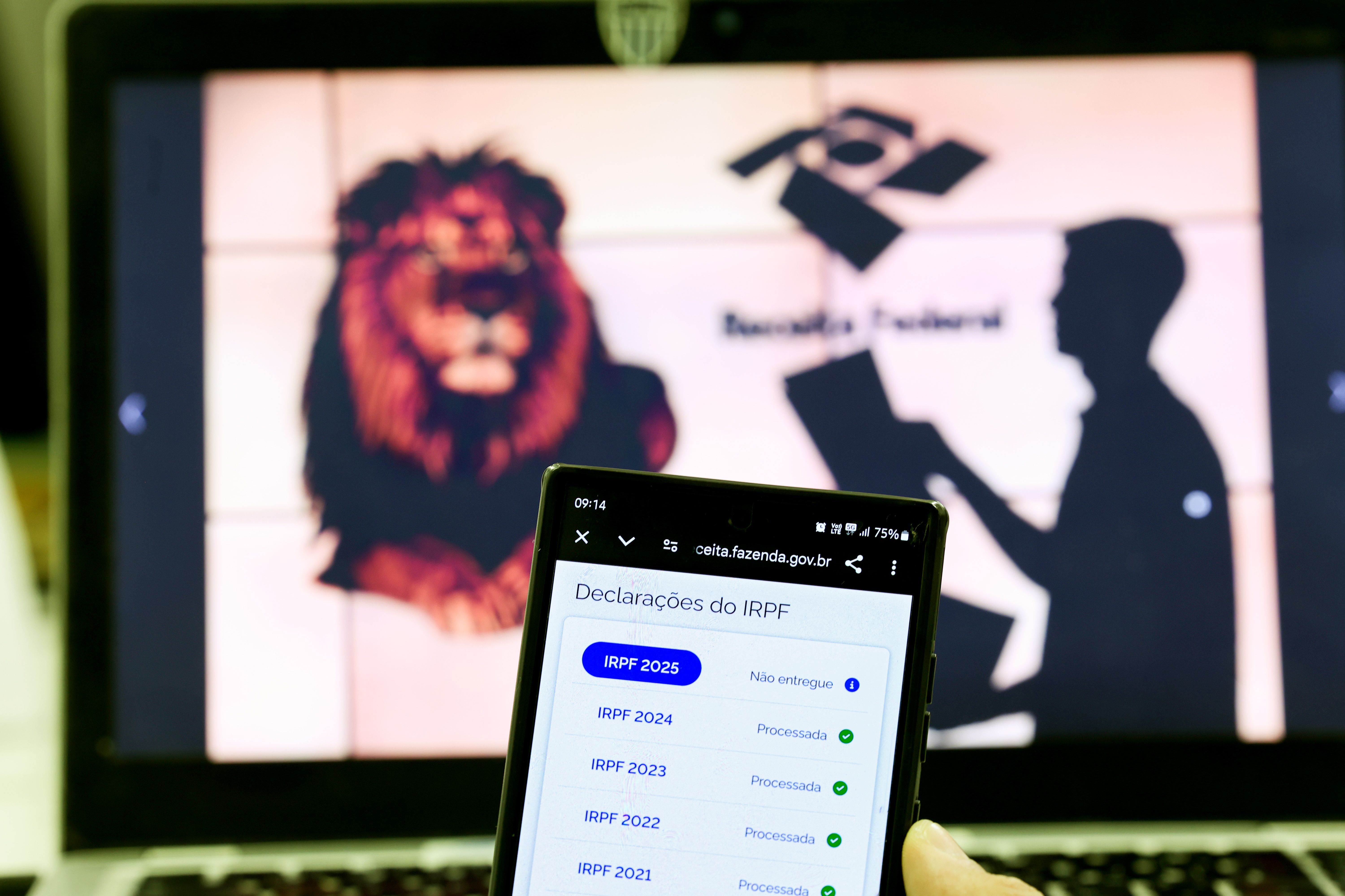 Receita Federal Paga Lote Residual De Restituição do IRPF. | Foto: Reprodução