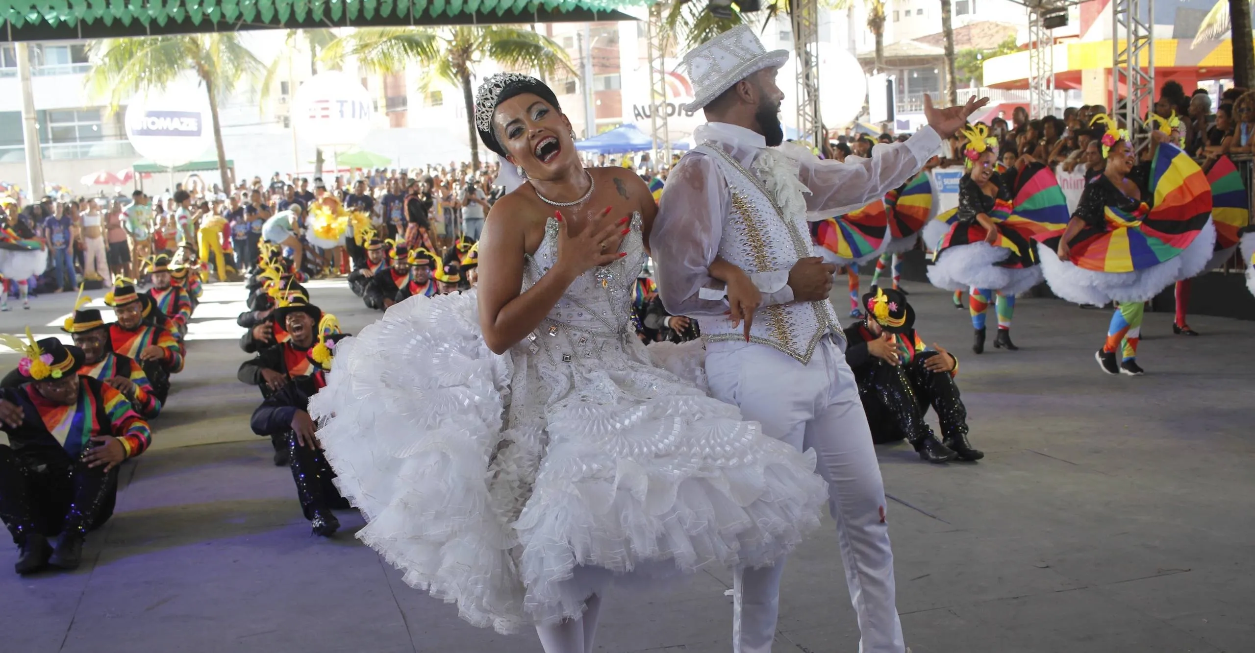 De Santo Antônio de Jesus, quadrilha Luar do Recôncavo se apresenta no Galinho; confira