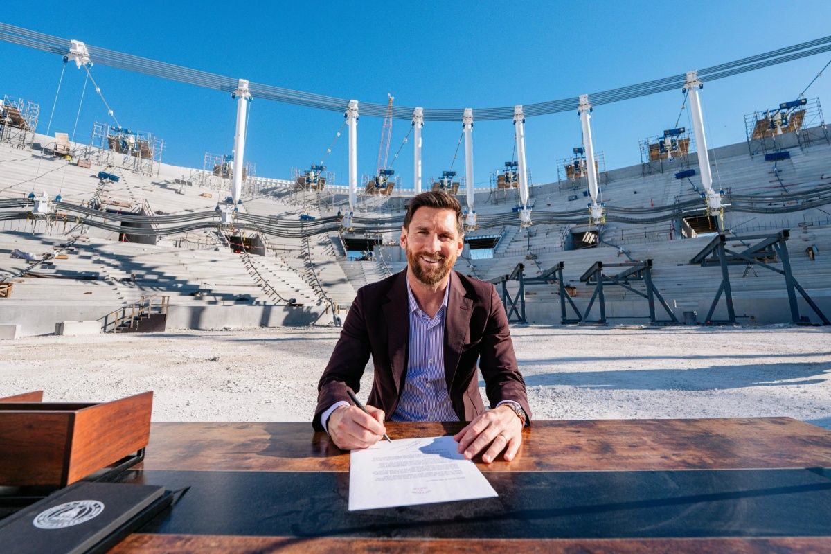 O anúncio do Inter Miami da renovação de contrato com Messi foi feito no estádio do clube. Foto: Divulgação/Inter Miami