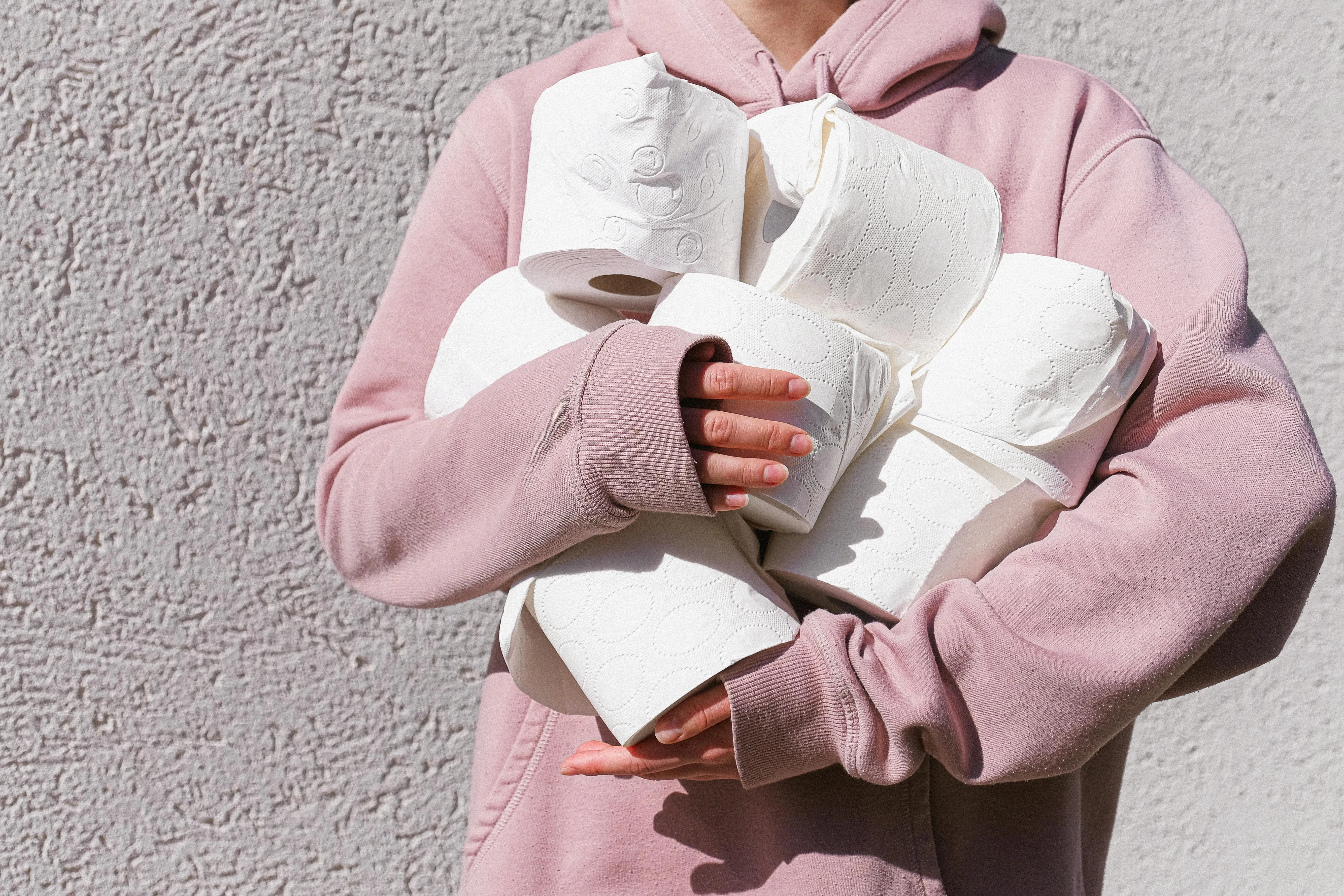 Lenço umedecido ou papel higiênico? Saiba como higienizar as partes íntimas