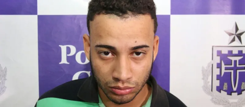 VIROU GRAÇA: Autor de assalto a ônibus já tinha sido preso cinco vezes pelo mesmo crime