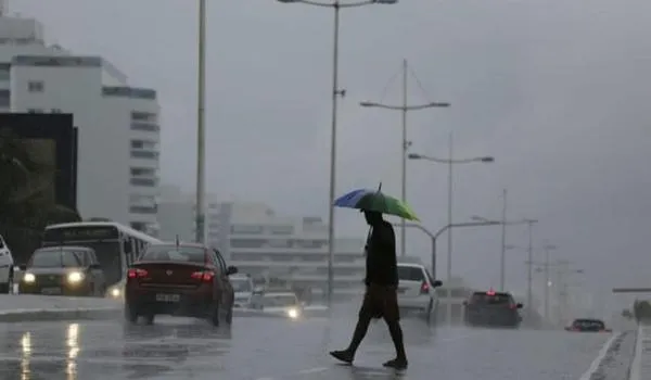 Frente fria chega em Salvador e final de semana deverá ter ventos de até 60 km/h, alerta Marinha  