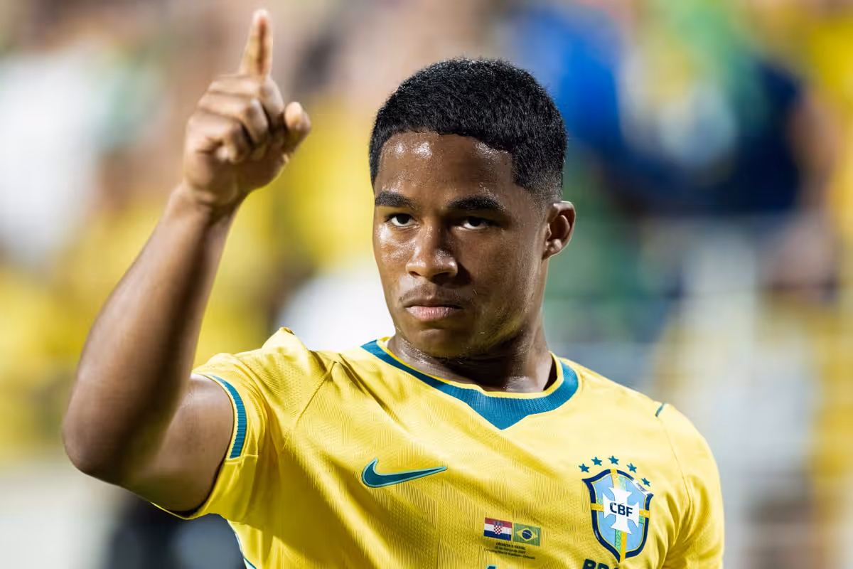 Endricktem aval de Bebeto para repetir 