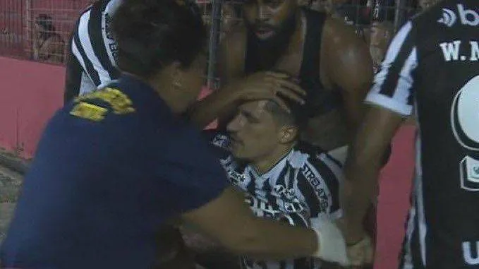 Atacante do Ceará é atingido por spray de pimenta em comemoração do título da Copa do Nordeste