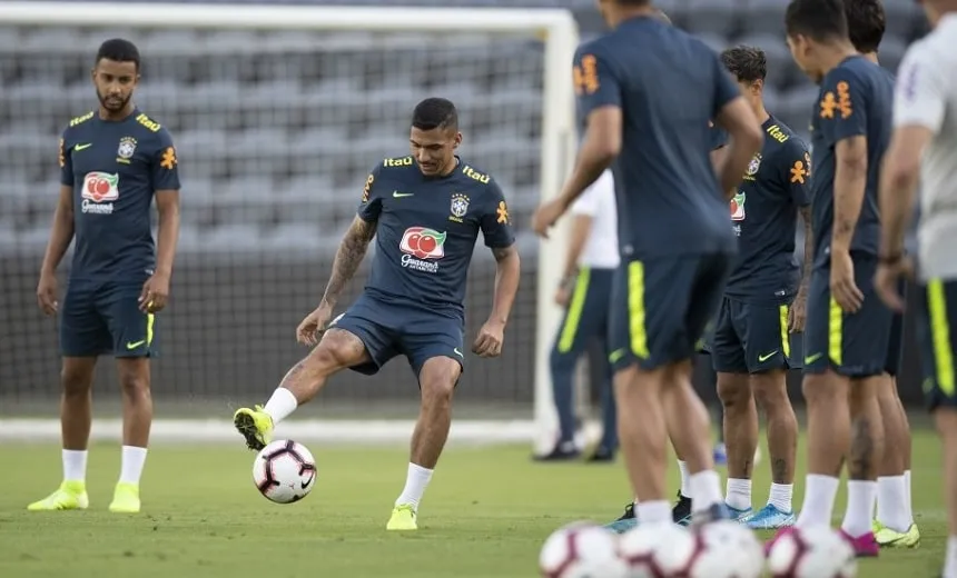 Pela terceira vez no ano, seleção brasileira enfrenta a peruana; duelo foi final da Copa América