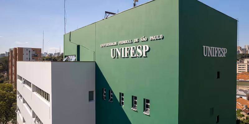 O crack, derivado da pasta de cocaína, preocupa os gestores municipais brasileiros por seus altos índices de consumo e violência ligadas a venda e ao uso da droga/Foto: Reprodução 