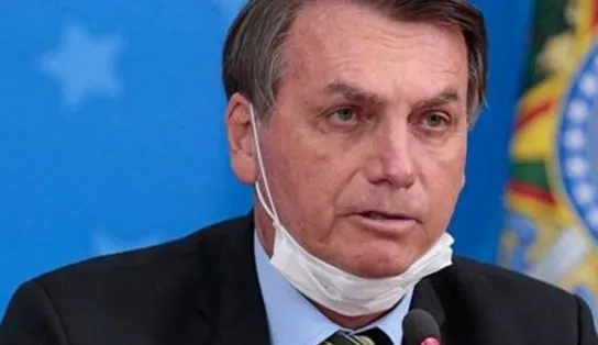 Bolsonaro diz que rachadinha é "muito comum" e que Guedes continua em novo mandato 