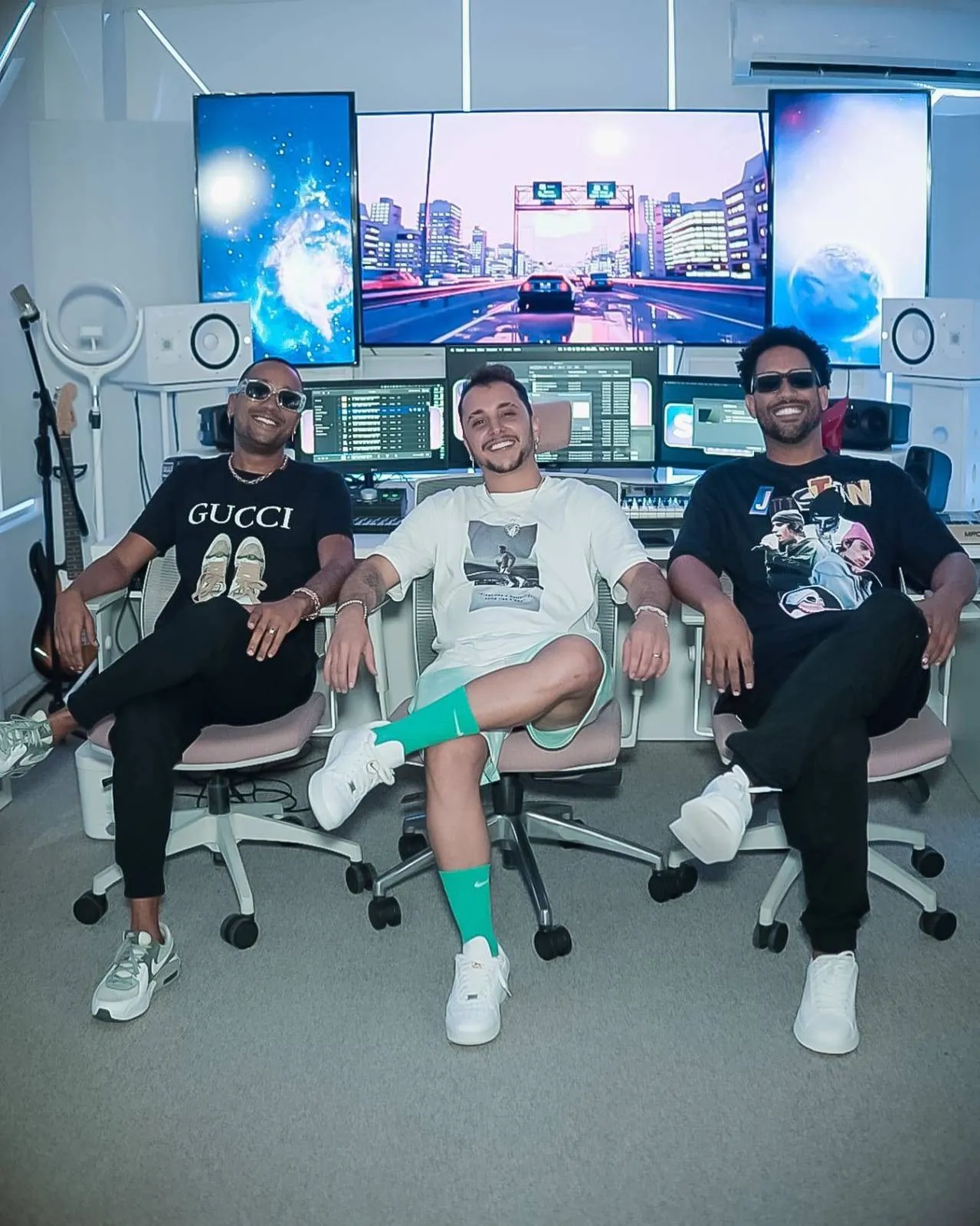 Com Alisson Max e Dig Dig nos vocais, Caldeirão do Leva estreia com produção de Rafinha RSQ