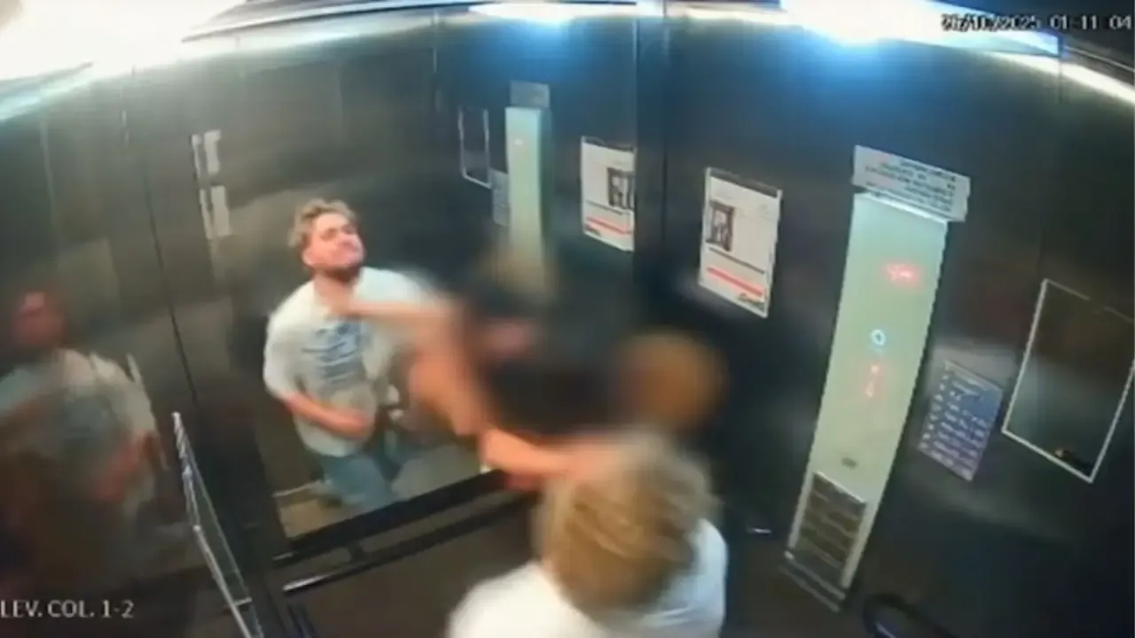 Câmeras De Segurança De Um Elevador Registraram O Momento De Uma Das Agressões