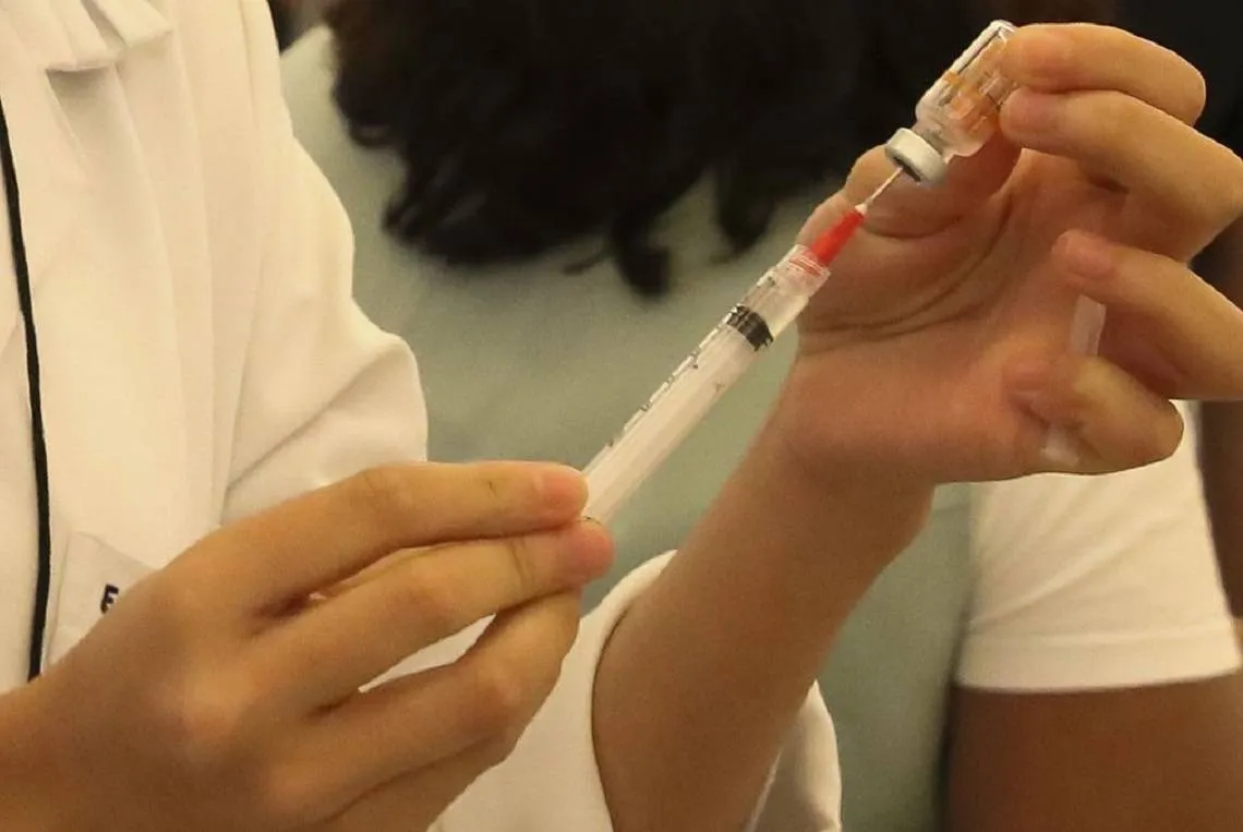 Veja postos com vacinação de dose bivalente contra Covid-19