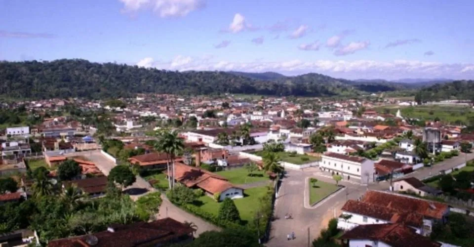 Homem é preso após matar companheira de 39 anos em Ibirataia, na Bahia